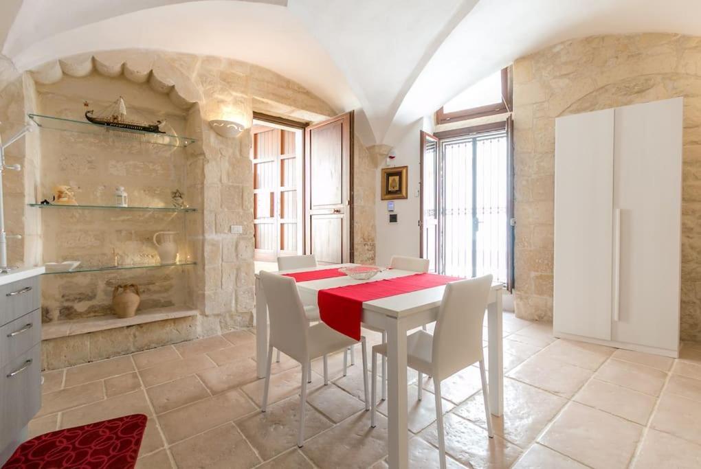Dimora Del '500 In Zona Santa Croce Apartment Lecce Exterior photo