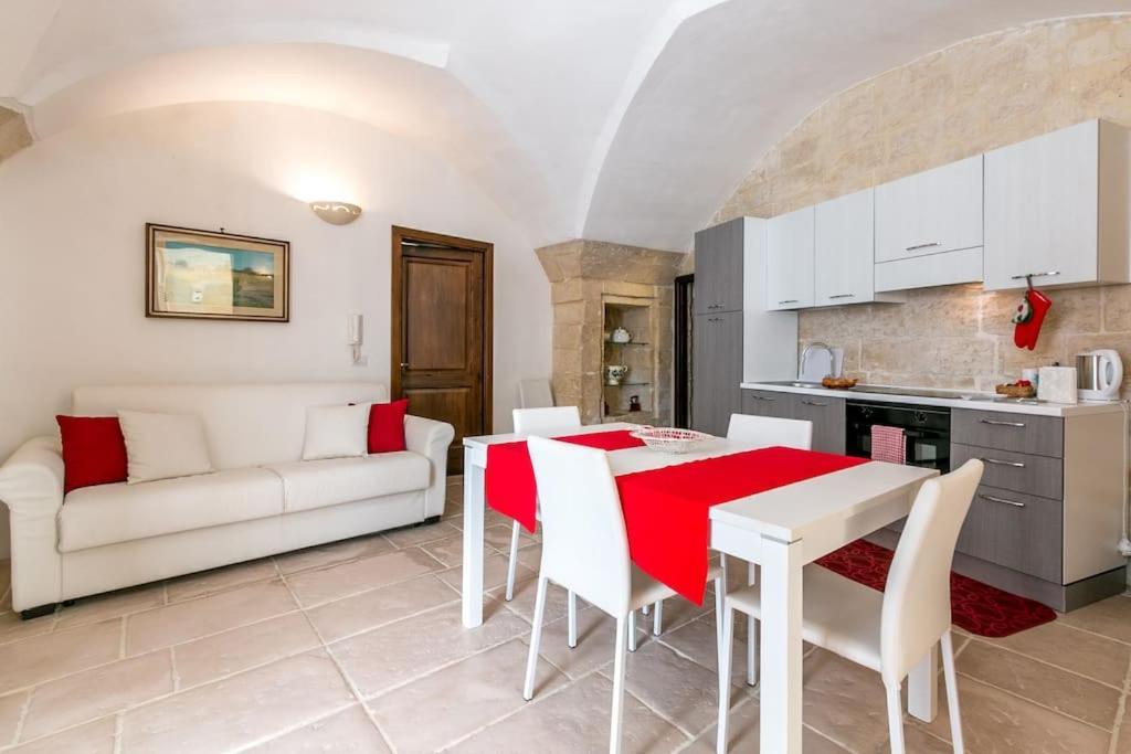 Dimora Del '500 In Zona Santa Croce Apartment Lecce Exterior photo